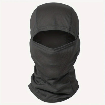 A Balaclava Tática Corta Vento foi desenvolvida para oferecer proteção integral da cabeça e rosto, garantindo conforto e segurança em ambientes adversos.

Ideal para uso militar, ciclismo, trilhas, operações táticas e atividades outdoor. 
imagem com exemplar preto