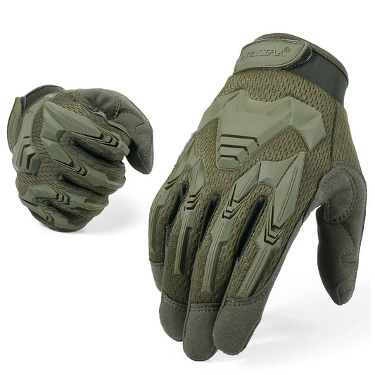 Luva Tática Militar Prometheus verde oliva | Kevlar Proteção Total Arranca Toco luva vista em 2 perspectivas uma delas com a mão aberra mostrando as costas da mão , destacando o material resistente e a proteção oferecida, na outa ela com  punho fechado mostrando que além de robusta não limita seus movimentos.