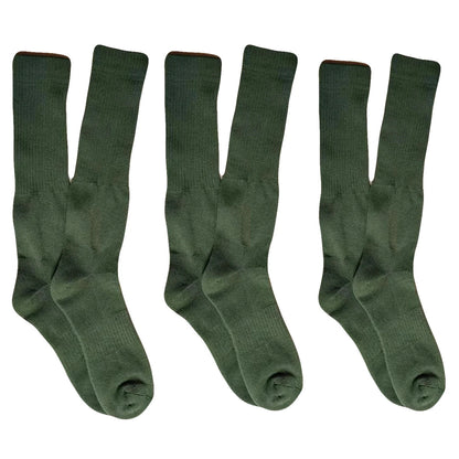 As Meias Militares Cano Alto da Arranca Toco são projetadas para quem exige proteção térmica, conforto extremo e durabilidade superior. Fabricadas com uma combinação estratégica de algodão, poliéster e lã, elas oferecem isolamento térmico eficiente, mantendo seus pés aquecidos mesmo em ambientes frios e hostis.

Seja em operações, trilhas, treinamentos ou uso com coturno, essas meias garantem desempenho superior do início ao fim.
mostrando 3 pares