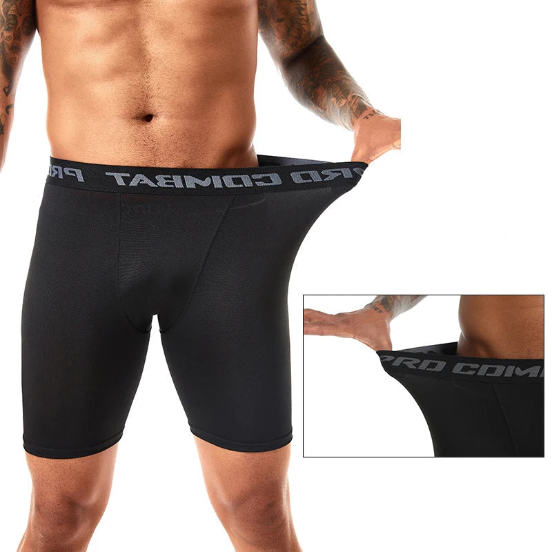 O Shorts de Compressão Masculino Esportivo foi desenvolvido para homens que levam sua performance a sério. Seja no treino, corrida, ciclismo ou atividades táticas, ele oferece suporte muscular, conforto extremo e mobilidade total, permitindo que você vá além dos seus limites com confiança.

Seu tecido tecnológico proporciona ajuste firme ao corpo, melhorando a circulação e reduzindo a fadiga muscular, garantindo mais resistência durante o esforço.
mostrando a elasticidade do produto