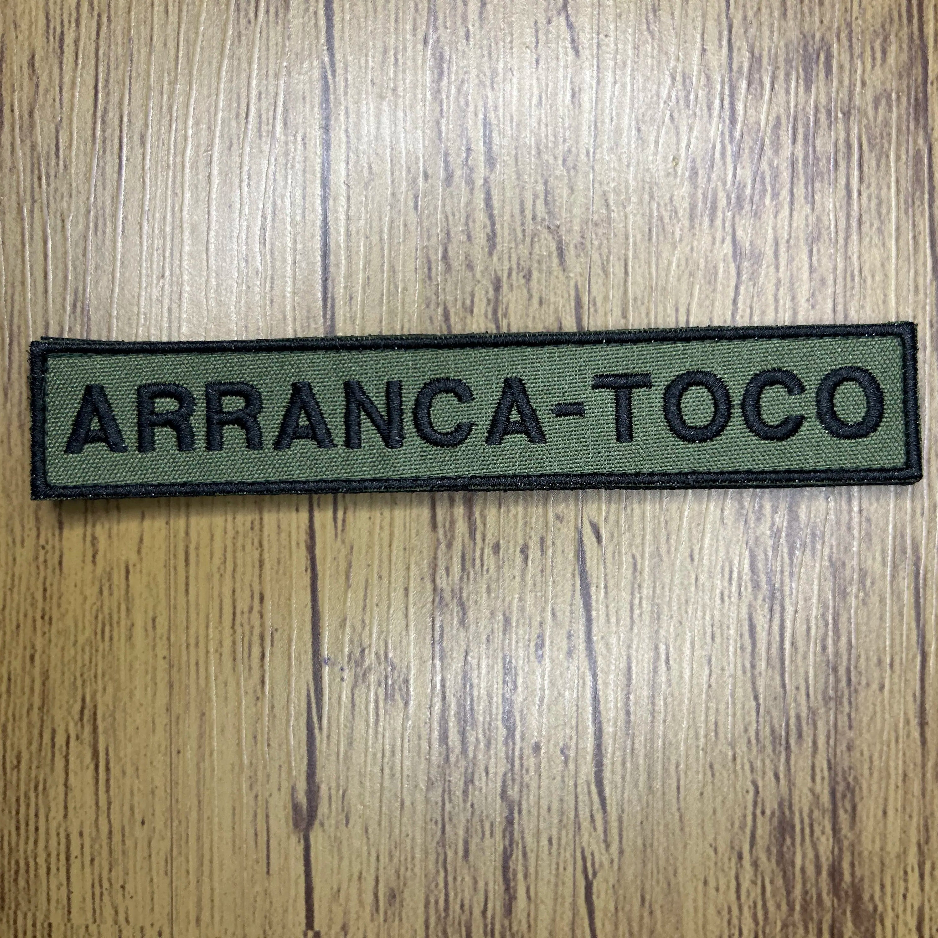 Sutache do NOME Baixa Visibilidade bordados de alta resolução no padrão do Exercito Brasileiro

OBSERVAÇÃO: Após ato de finalizar a compra entraremos em contato com você para acertarmos as informações editáveis do sutache.